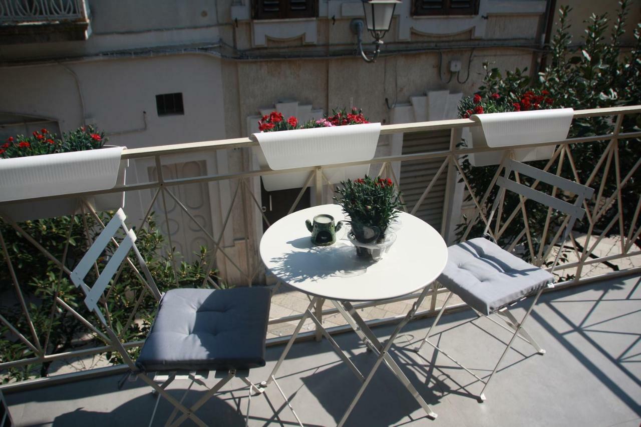 Suite28 บรินดิซิ ภายนอก รูปภาพ